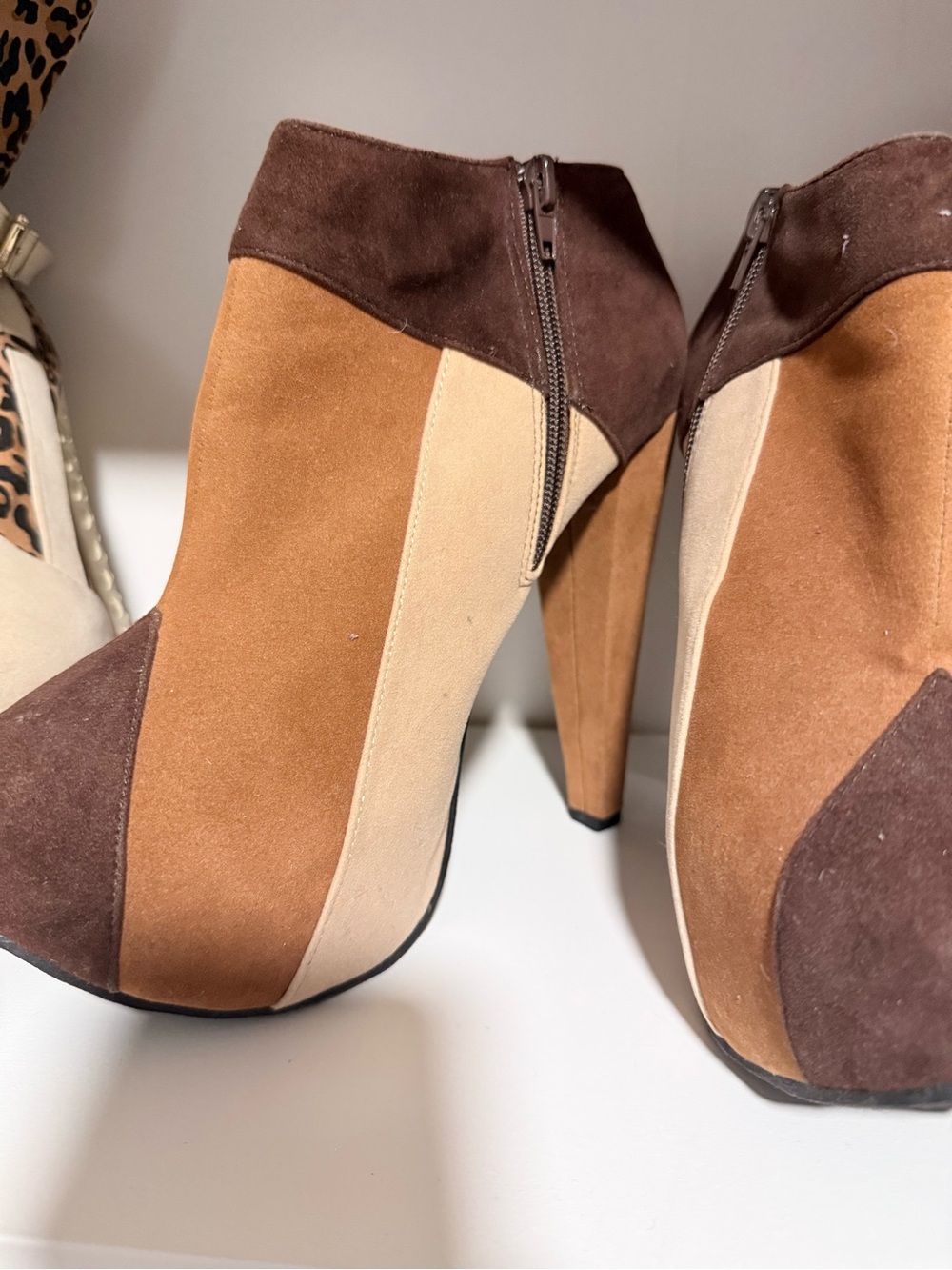 Colorblock Suede Ankle Booties in Brown/Tan/Cream